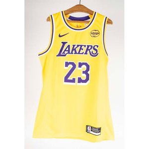 Camiseta de Básquetbol Los Angeles Lakers "LeBron James 23" Amarilla Talle M - imagen 1