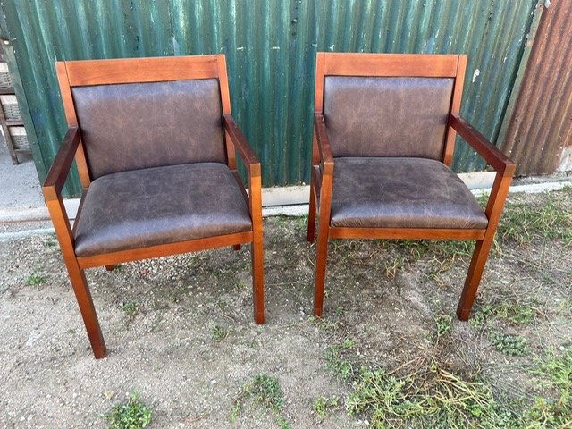 Item 28761 - Image 0