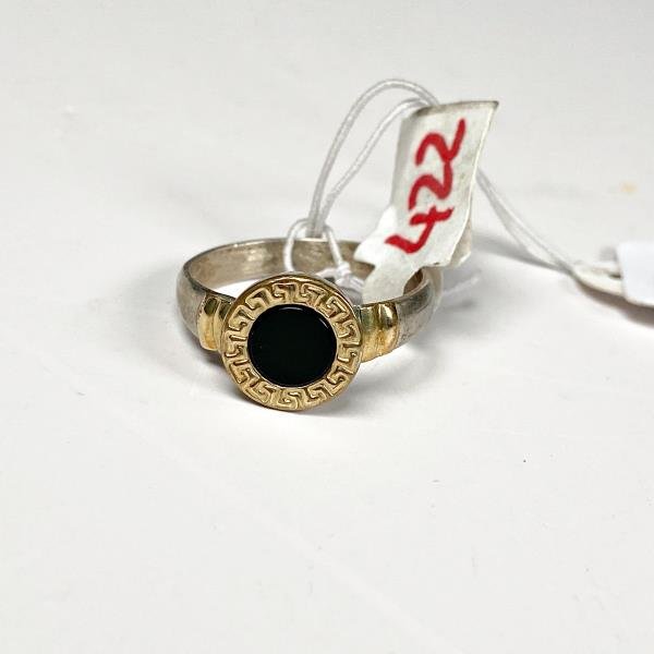 Anillo de Plata para Dama con Diseño Griego y Piedra Negra