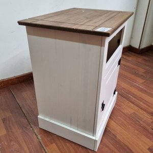 Mesa de Luz Blanca y Marrón con Puerta y Tapa de Madera - imagen 3
