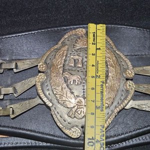 Cinto de cuero antiguo con apliques de plata y oro - imagen 7