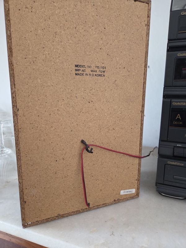 Equipo de audio Goldstar y audífonos Philips en venta - imagen 5