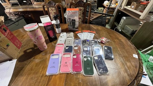 Lote de Accesorios para Celular y Termos