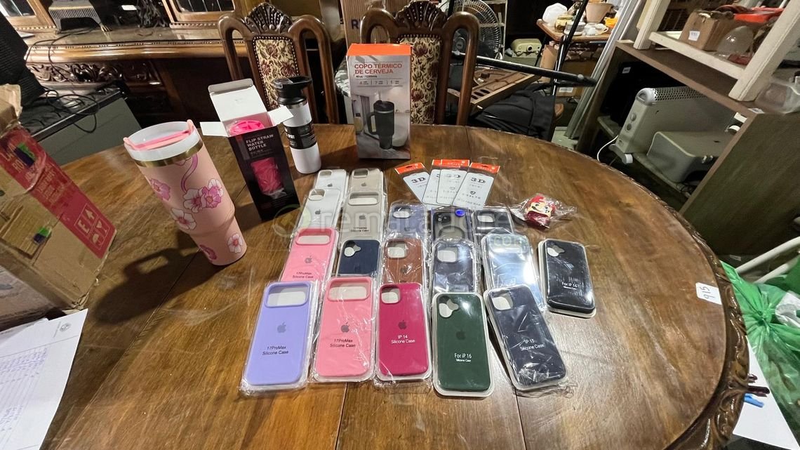 Lote de Accesorios para Celular y Termos