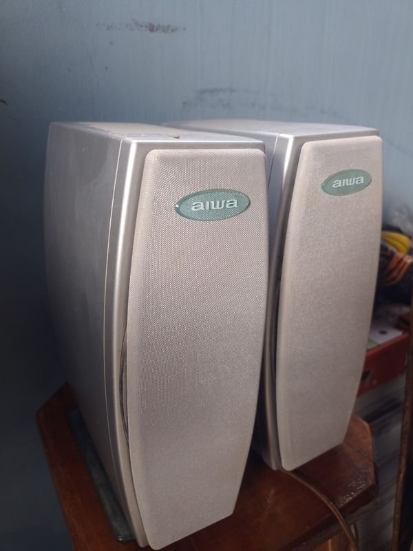 Parlantes Aiwa de alta calidad