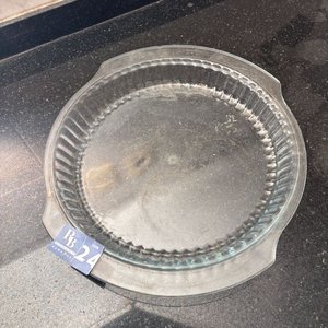 Lote de 11 Artículos de Vidrio: Bowl, Fuente, Azucarero y Pocillos - imagen 8