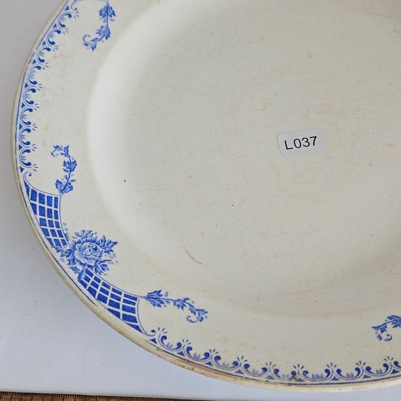 Item 873946 - Image 1