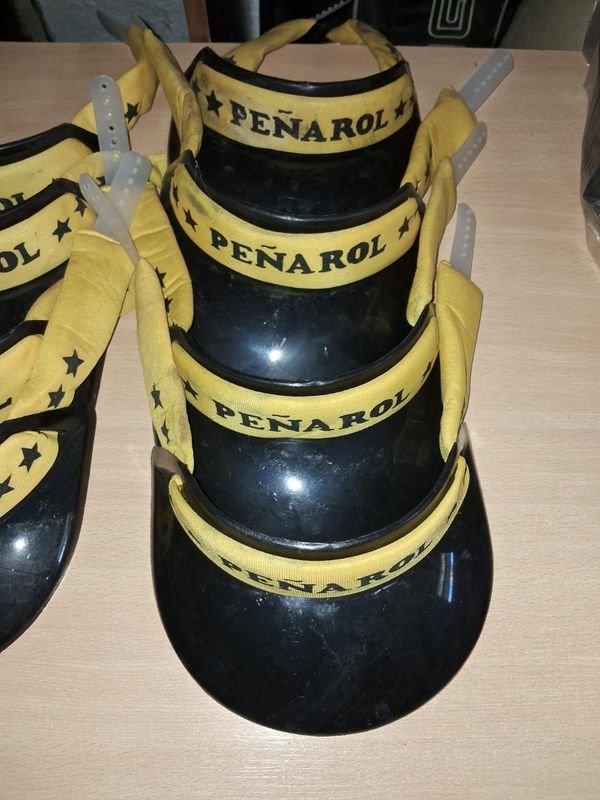 Viseras de Peñarol del año 1990 - imagen 2