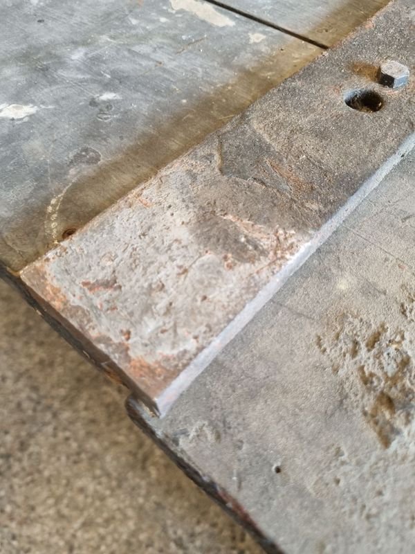 Mesa de trabajo antigua con patas torneadas en pinotea - imagen 10