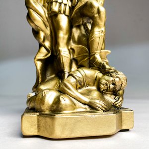 Figura Arcángel San Miguel Dorada, 21 cm - imagen 4