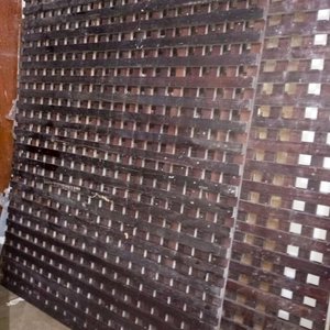 Lote anterior: Cinco Rejillas de Madera Pino para Construcción o Decoración