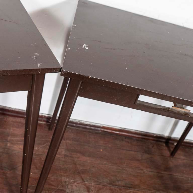 Mesas de madera con detalles en la madera y enchapado - imagen 2