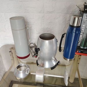Lote de Cafetera Eléctrica Vintage y Dos Termos - imagen 4
