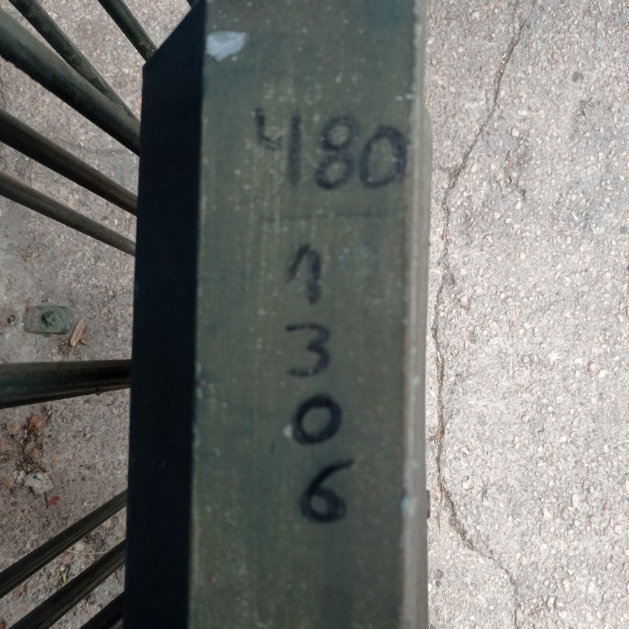 Tres tramos de reja en varilla de 14mm para construcción - imagen 3
