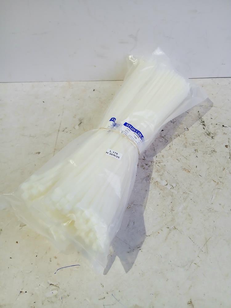 Set de 500 Precintos Plásticos Nylon Cable Ties 5x400mm