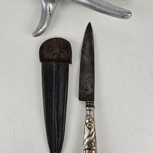 Lote anterior: Cuchillo Criollo Franz Wenk con Mango de Platería Criolla y Vaina