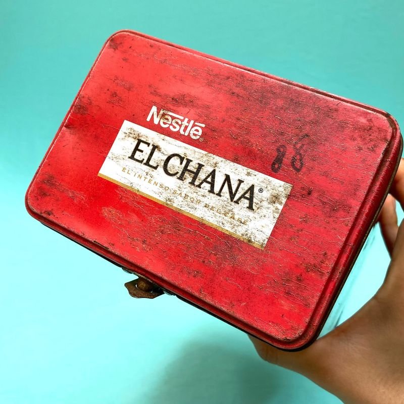 Lata de café vintage El Chana con diseño ilustrado - imagen 6