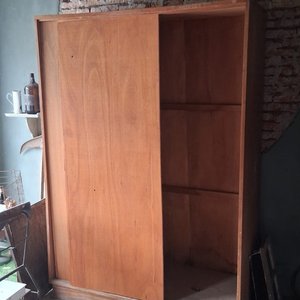 Lote anterior: Ropero puertas corredizas 