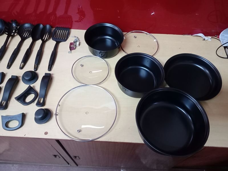 Juego de cocina en excelente estado - imagen 3