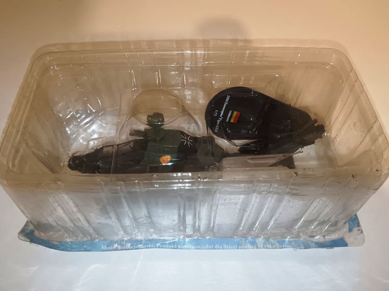 Item 895419 - Image 0