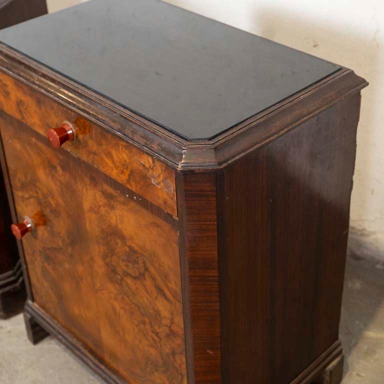 Item 2101843 - Image 1