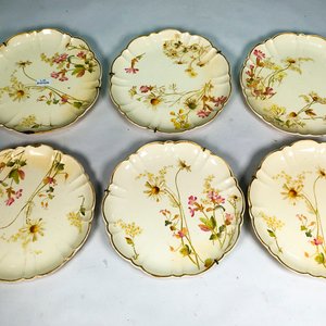 Seis Platos Decorativos de Cerámica Italiana Beige con Flores - 22 cm - imagen 2