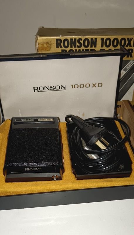 Afeitadora vintage Ronson modelo XD funcionando - imagen 5