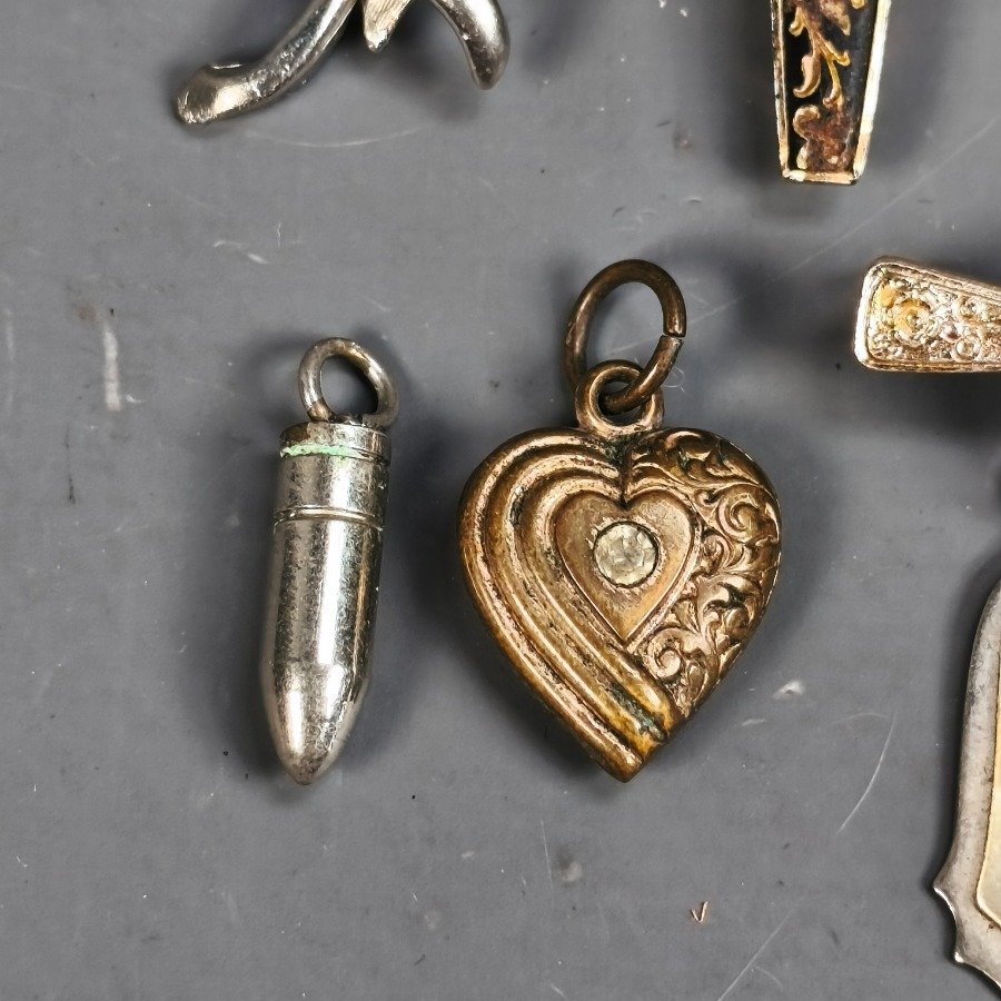 Item 16423 - Image 2