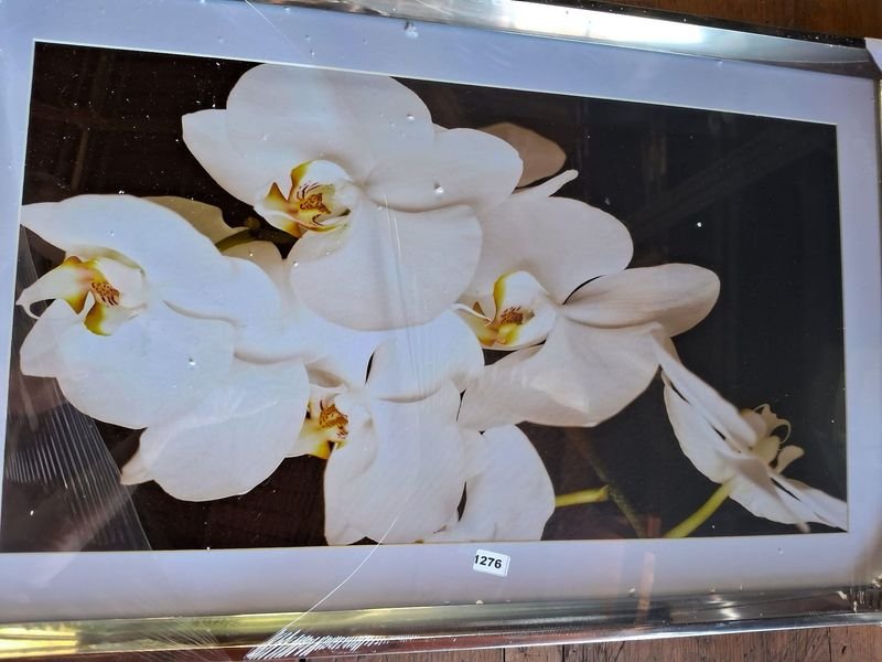 Cuadro decorativo escena floral - imagen 2