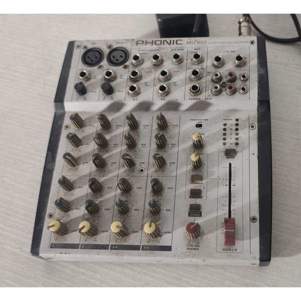 Consola de Mezcla Phonic MU 802 Funcional