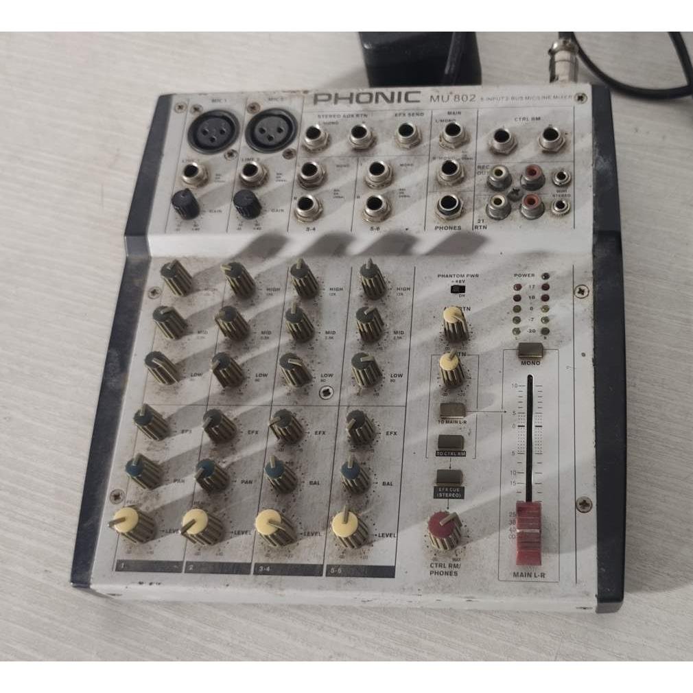Consola de Mezcla Phonic MU 802 Funcional