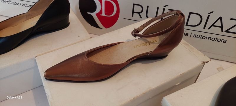 Zapatos de tacón alto en cuero - imagen 3