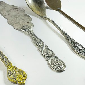 Set de 13 Piezas: Palas para Torta, Destapadores y Bombillas - imagen 5