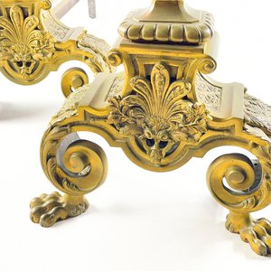 Par de Mordillos de Bronce Estilo Luis XV - imagen 3