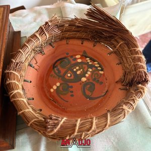 Lote de Vasos, Copitas y Paneras de Cerámica y Paja - imagen 3
