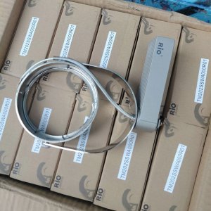 Caja con 20 Spots para Riel de Lámpara AR111 Marca Rio - imagen 2