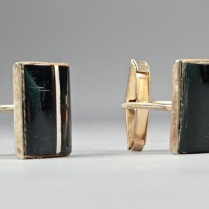 Conjunto de Joyería: Prendedor y Caravana con Strass Bañado en Plata, Caravana de Perlas Multicolor y Gemelos - imagen 3