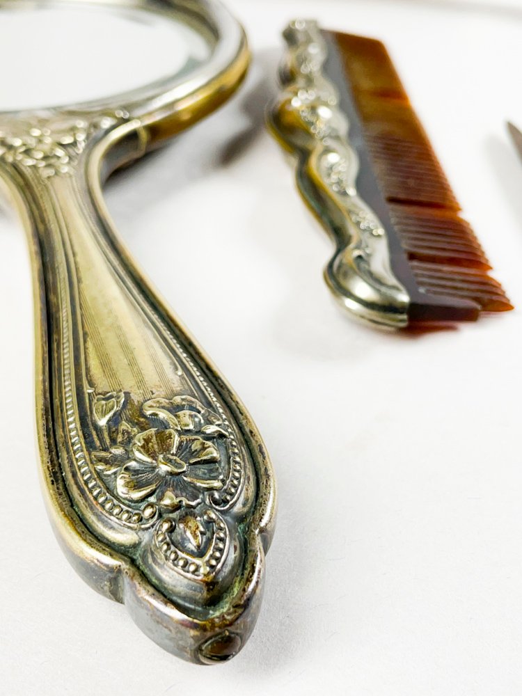 Objetos de metal en estilo Art Nouveau - imagen 4