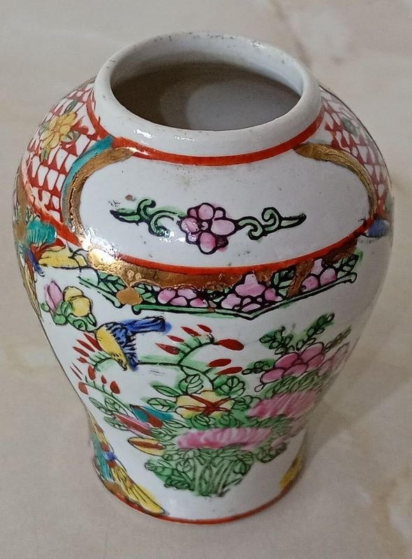 Florerito de Porcelana Oriental con Diseño Floral y Aves Policromado - imagen 4
