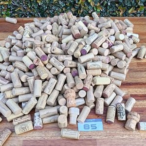 Lote de Corchos de Vino Variados - imagen 2