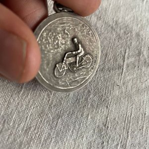 Medalla Ciclismo Club América Amberes 1925 Primer Puesto Dassori - imagen 3