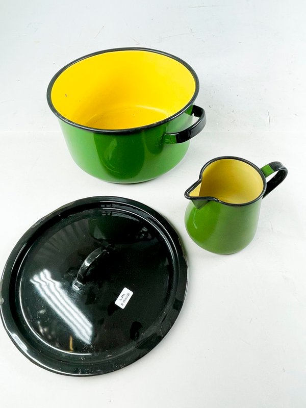 Dos piezas esmaltadas verdes para decorar tu hogar - imagen 3
