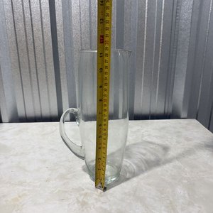 Lote de 4 piezas de vidrio y cristal: jarra, pastelera, florero y caramelera - imagen 21