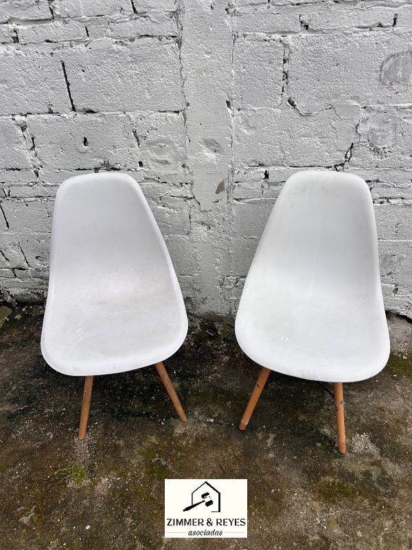 Par de Sillas Estilo Eames Blancas - imagen 1