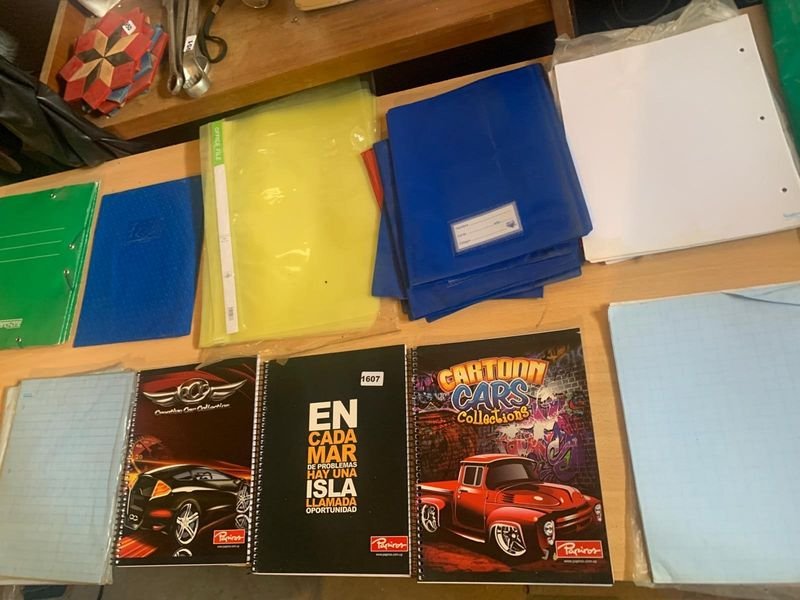 Gran lote de materiales de escritorio - imagen 3