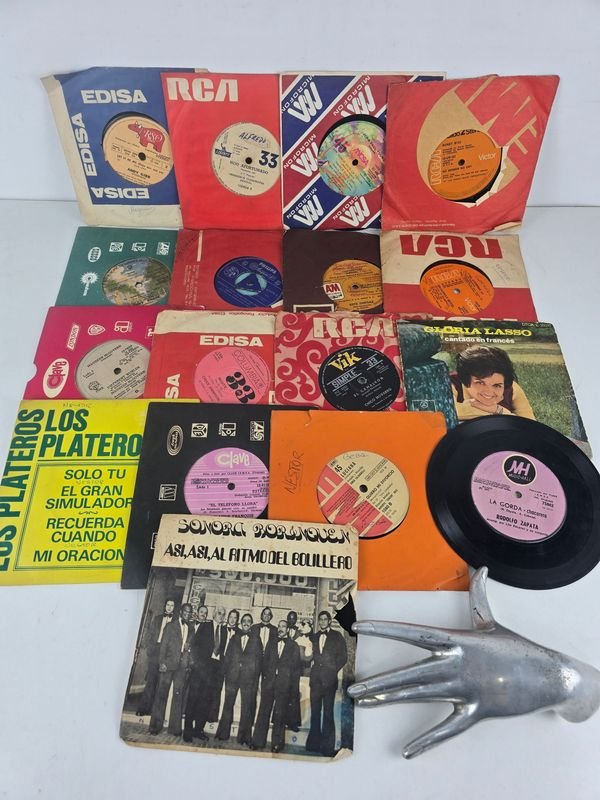 Selección de Vinilos Simples de Música Variada
