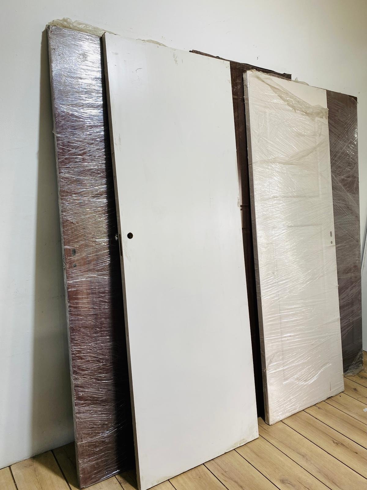 Item lote-x5-hojas-de-puertas-con-detalles-2 - Image 1