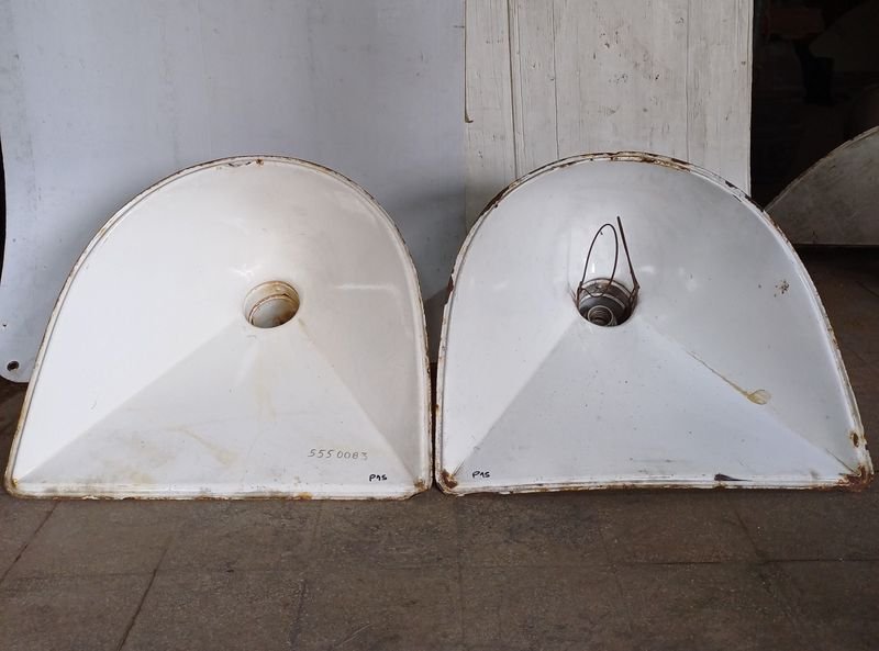Lote anterior: Lámparas industriales antiguas esmaltadas para decoración