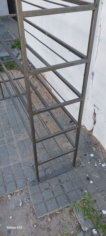 Estantería de metal para almacenamiento - imagen 4