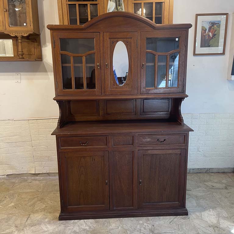 Lote anterior: Aparador cristalero de estilo tradicional con 5 puertas y 2 cajones - Medidas: 130x45x193cm